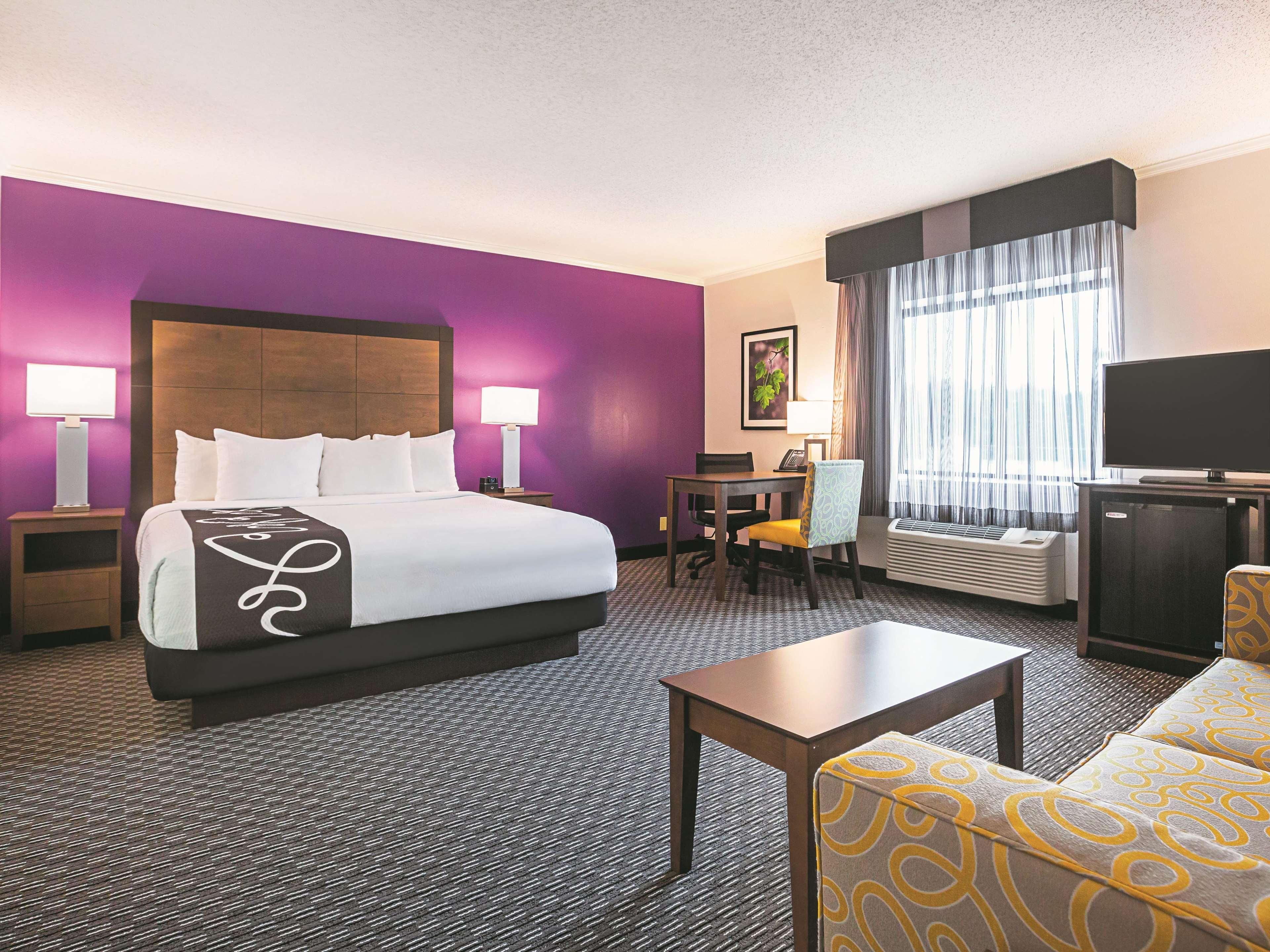 Готель La Quinta By Wyndham Atlanta Midtown - Buckhead Екстер'єр фото