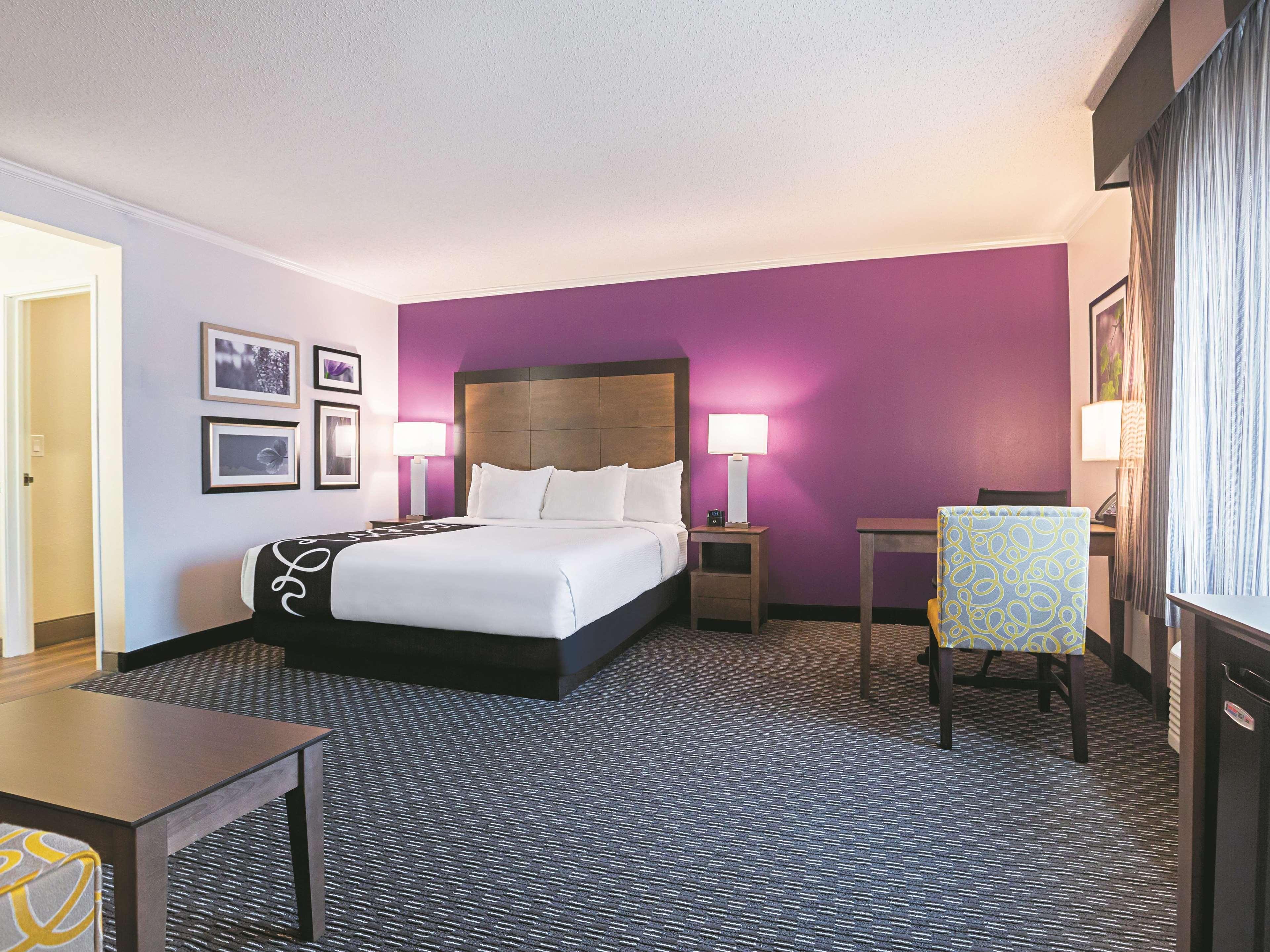 Готель La Quinta By Wyndham Atlanta Midtown - Buckhead Екстер'єр фото