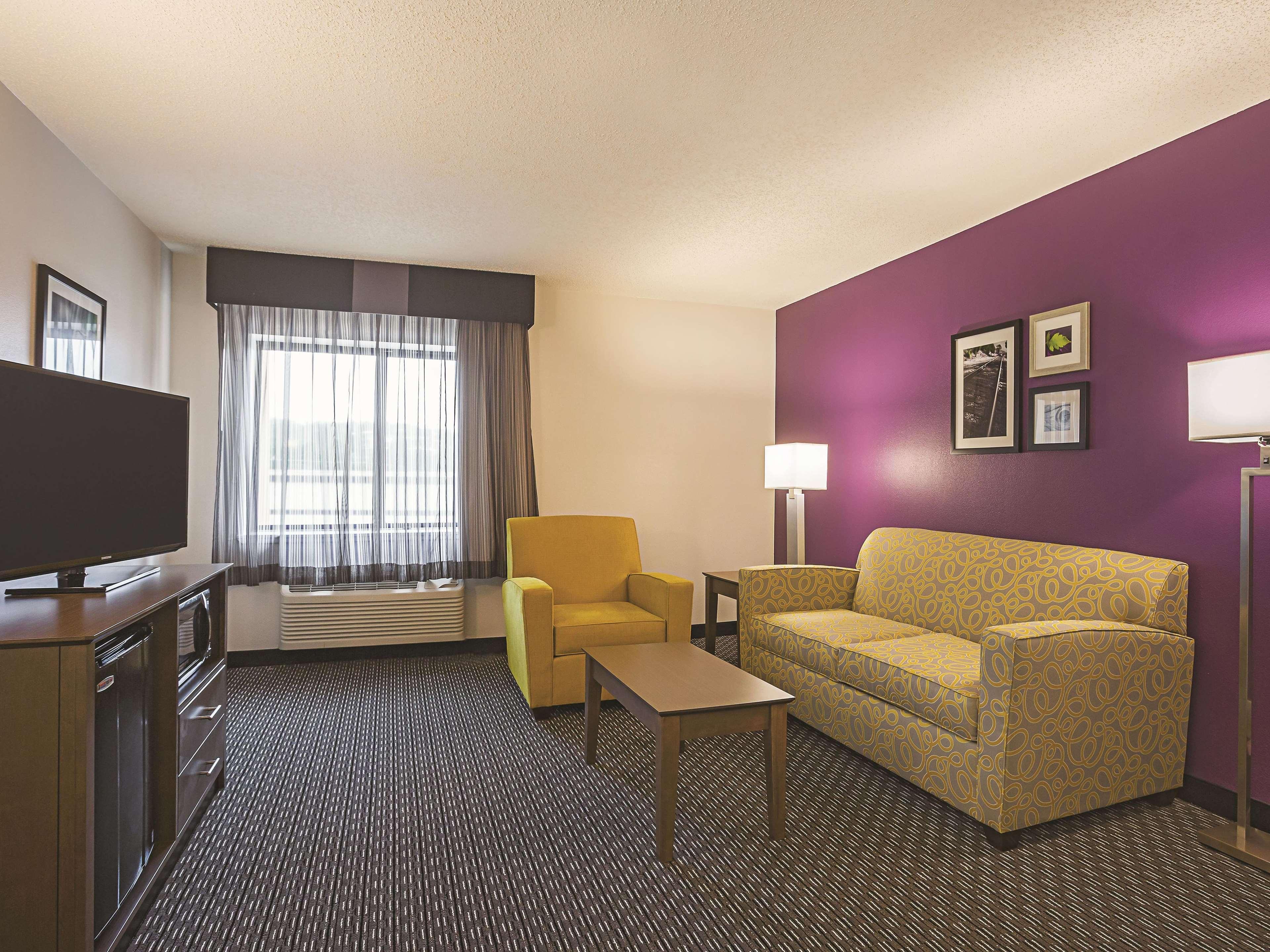 Готель La Quinta By Wyndham Atlanta Midtown - Buckhead Екстер'єр фото
